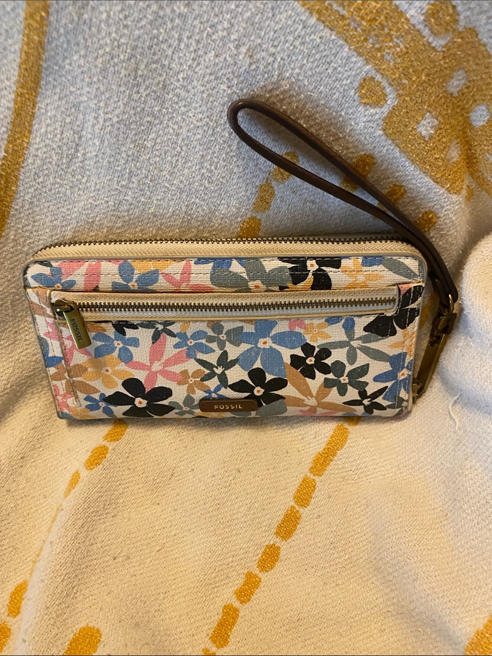 Fossil Floral Zip Wristlet Wallet - Blue, Pink, Black, Cream